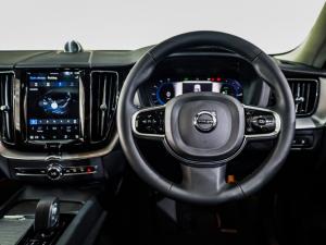 Volvo XC60 T8 Recharge AWD Ultimate Dark - Image 18