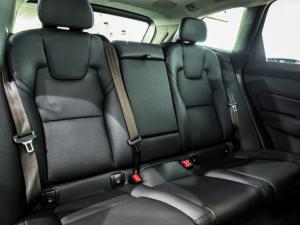 Volvo XC60 T8 Recharge AWD Ultimate Dark - Image 20