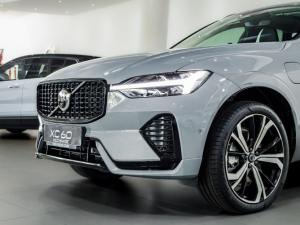 Volvo XC60 T8 Recharge AWD Ultimate Dark - Image 5