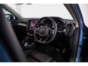 Volvo XC40 B5 AWD Plus Bright - Image 11
