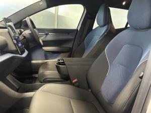 Volvo EX30 Plus Single Motor Extended Range - Image 6