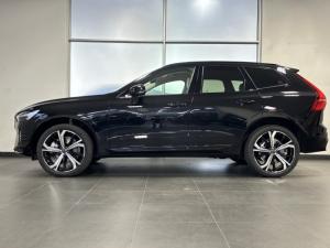 Volvo XC60 B5 AWD Ultimate Dark - Image 3