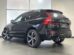 Volvo XC60 B5 AWD Ultimate Dark - Image 4