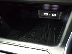 Volkswagen Polo hatch 1.0TSI Life manual - Image 14