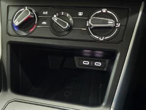 Volkswagen Polo hatch 1.0TSI Life manual - Image 15