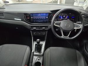 Volkswagen Polo hatch 1.0TSI Life manual - Image 3