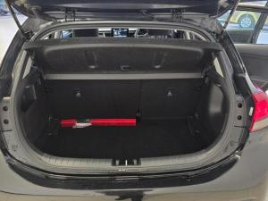 Kia Rio hatch 1.2 LS - Image 14