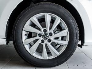 Volkswagen Polo Vivo hatch 1.4 Life - Image 16