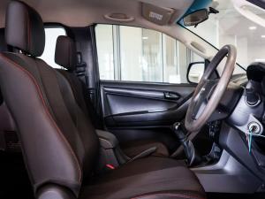 Isuzu D-Max 250 Extended cab Hi-Ride - Image 11