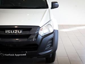 Isuzu D-Max Gen 6 250c single cab Fleetside - Image 5