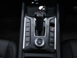 GWM P300 2.4T double cab LT 4x4 - Image 13