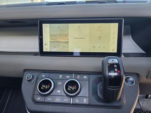Land Rover Defender 90 D240 X-Dynamic SE - Image 15