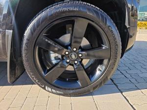 Land Rover Defender 90 D240 X-Dynamic SE - Image 8