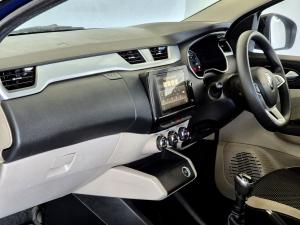Renault Triber 1.0 Intens manual - Image 17