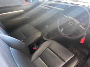 Toyota Hilux 2.4GD single cab S (aircon) - Image 6