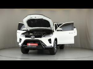 Toyota Fortuner 2.4GD-6 auto - Image 13