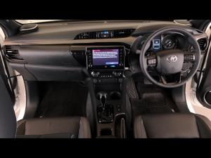 Toyota Hilux 2.8GD-6 double cab Legend auto - Image 6