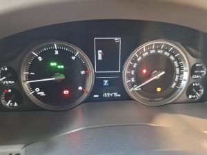 Toyota Land Cruiser 200 4.5D-4D V8 VX-R - Image 11