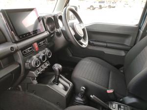 Suzuki Jimny 1.5 GLX AllGrip 5-door auto - Image 7