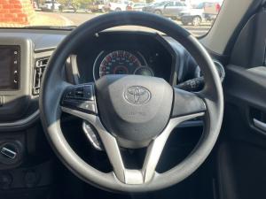 Toyota Vitz 1.0 XR auto - Image 8