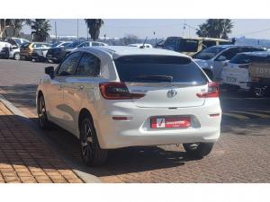 Toyota Starlet 1.5 XR auto - Image 16