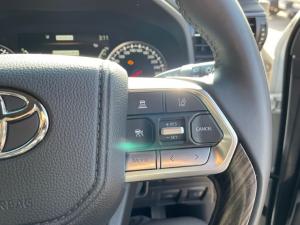 Toyota Land Cruiser 300 3.5T ZX - Image 8