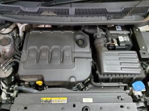 Volkswagen Caddy 2.0TDI - Image 10