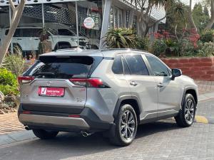 Toyota RAV4 2.5 Hybrid VX E-Four - Image 2