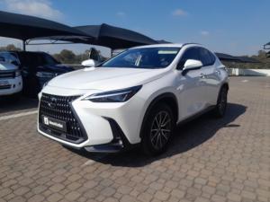 Lexus NX 250 EX - Image 21