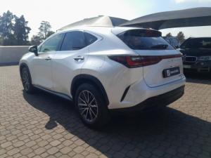 Lexus NX 250 EX - Image 22