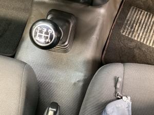 Isuzu D-Max Gen 6 250 single cab Fleetside safety - Image 9