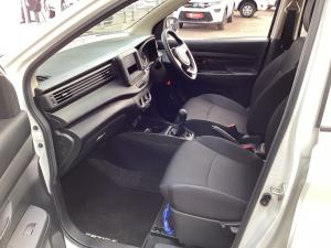 Suzuki Ertiga 1.5 GA - Image 7