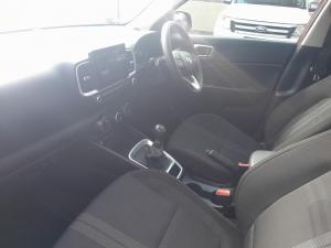 Hyundai Venue 1.2 Premium - Image 7
