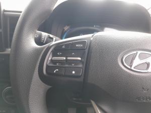 Hyundai Venue 1.2 Premium - Image 9