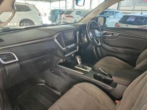 Isuzu D-Max 3.0TD double cab LSE 4x4 - Image 7