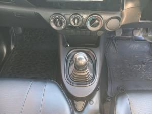Toyota Hilux 2.4GD S (aircon) - Image 10