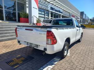 Toyota Hilux 2.4GD S (aircon) - Image 2