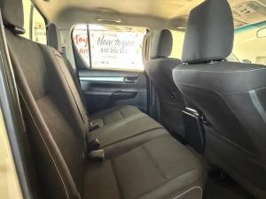 Toyota Hilux 2.8GD-6 double cab 4x4 Raider auto - Image 15