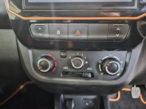 Renault Kwid 1.0 Climber auto - Image 12