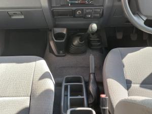 Toyota Land Cruiser 79 4.5D-4D V8 single cab LX - Image 9
