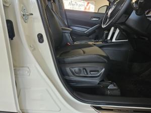 Toyota Corolla Cross 1.8 XR - Image 32