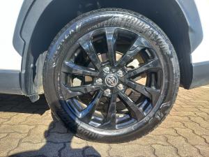 Toyota Corolla Cross 1.8 Hybrid GR-Sport - Image 16