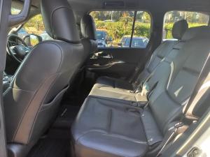 Toyota Land Cruiser 300 3.3D GR-Sport - Image 15