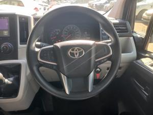 Toyota Quantum 2.8 LWB crew cab - Image 8