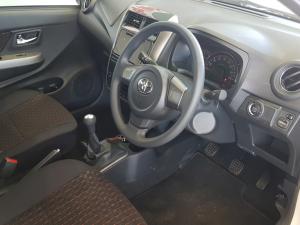 Toyota Urban Cruiser 1.5 XR automatic - Image 7