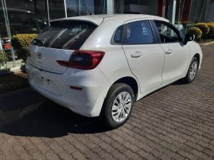Toyota Starlet 1.5 Xi - Image 2