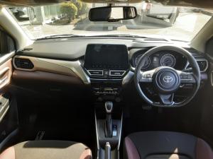 Toyota Starlet Cross 1.5XR automatic - Image 6