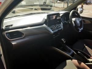Toyota Starlet Cross 1.5XR automatic - Image 7