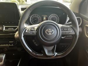 Toyota Starlet Cross 1.5XR automatic - Image 8