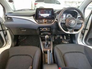 Toyota Starlet 1.5 XR - Image 6